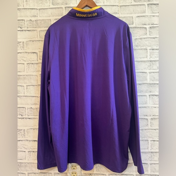 NWOT! Men’s Minnesota Vikings NFL purple LS 1/4 zip lightweight pullover XL - Picture 2 of 4